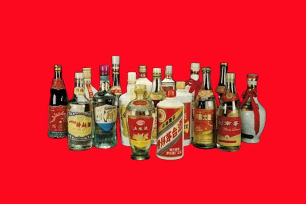 左贡县回收十八老酒.jpg